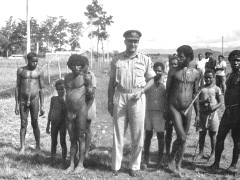 UNSF-commandant met Papua's 