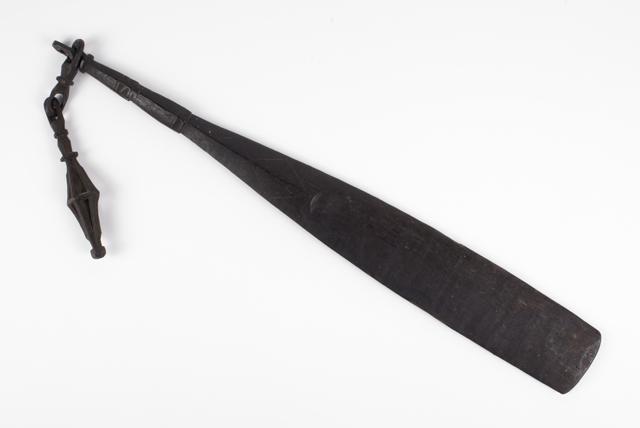 EA/240/58 - 
spatula
