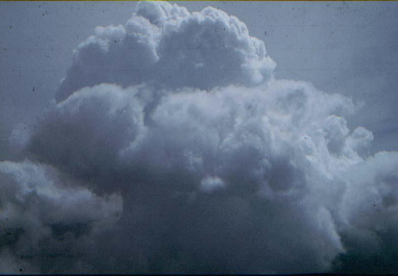 BD/37/30 - 
Vliegen tussen de wolken - 1
