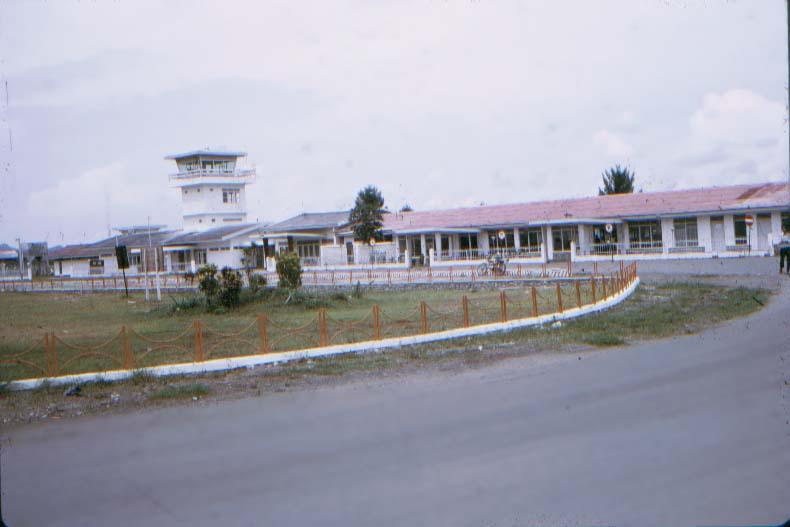 BD/37/7 - 
Overview airport Sentani
