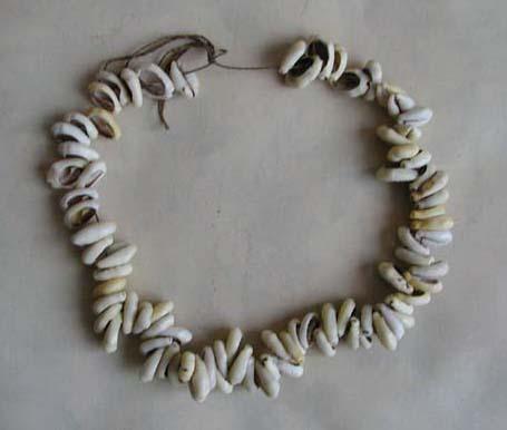 EA/59/24 - 
neck ornament 

