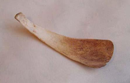 EA/59/31 - 
spatula 
