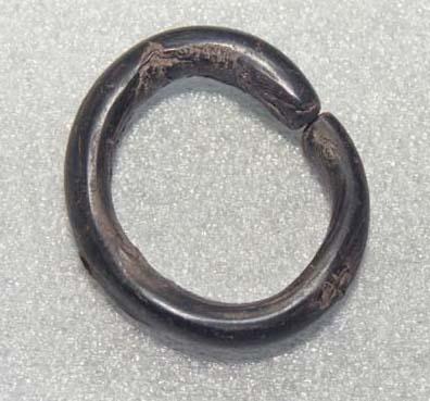 EA/65/49 - 
arm ornament 
