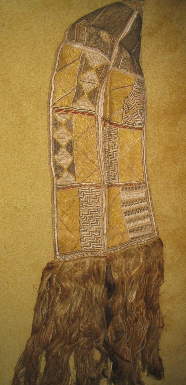 EA/102/1 - 
mourning garment
