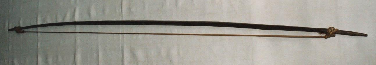 EA/117/8 - 
bow 
