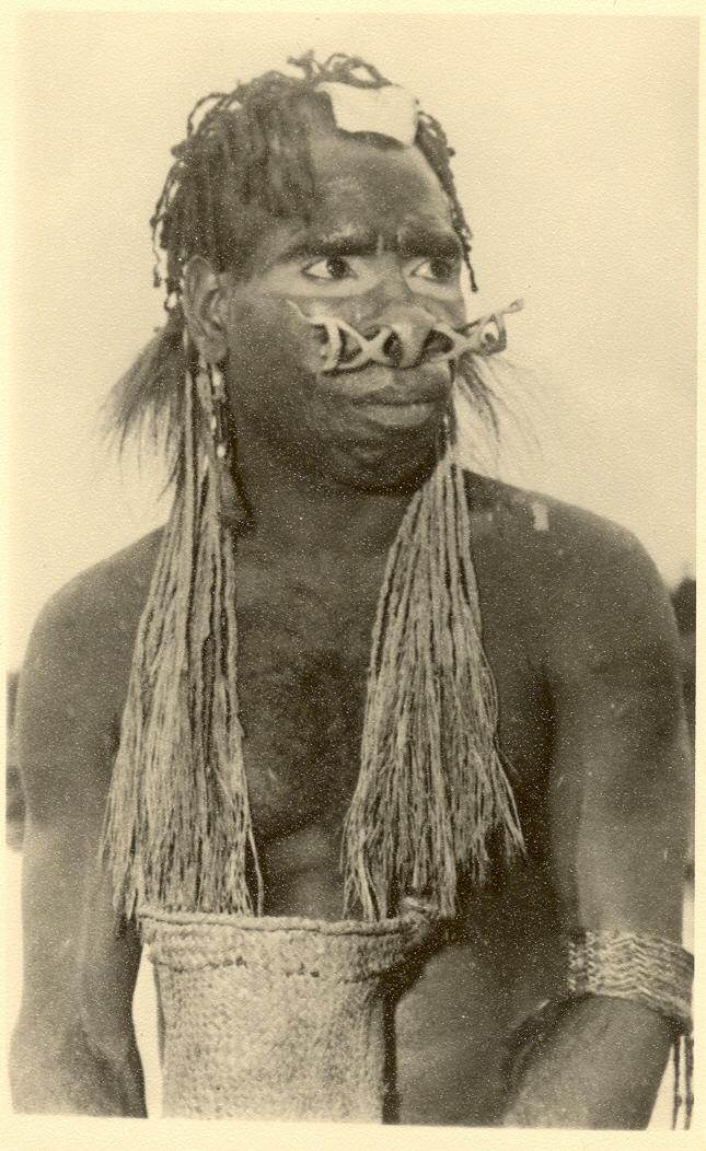 BD/138/9 - 
Papoeaman from South Coast
