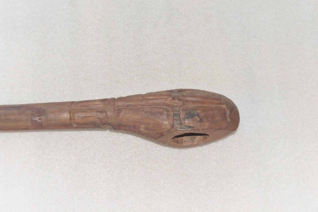 EA/96/5 - 
handle

