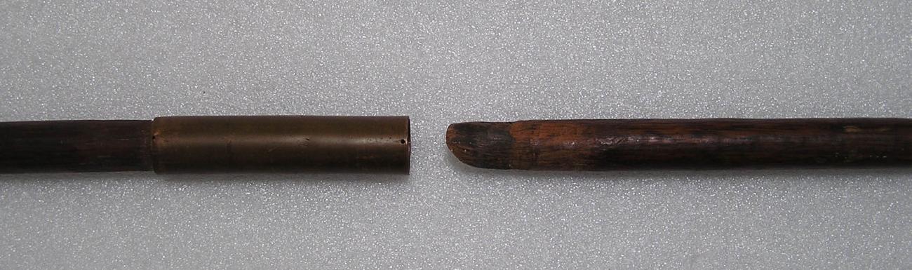 EA/135/2 - 
spear
