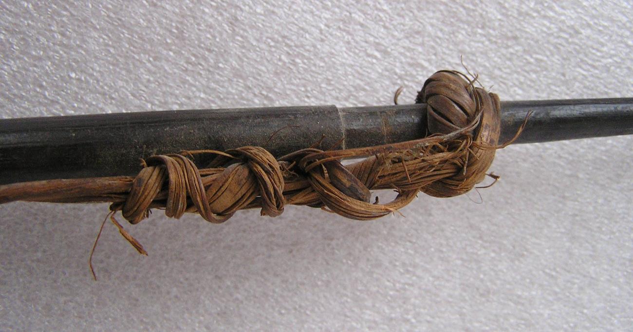 EA/135/3 - 
bow
