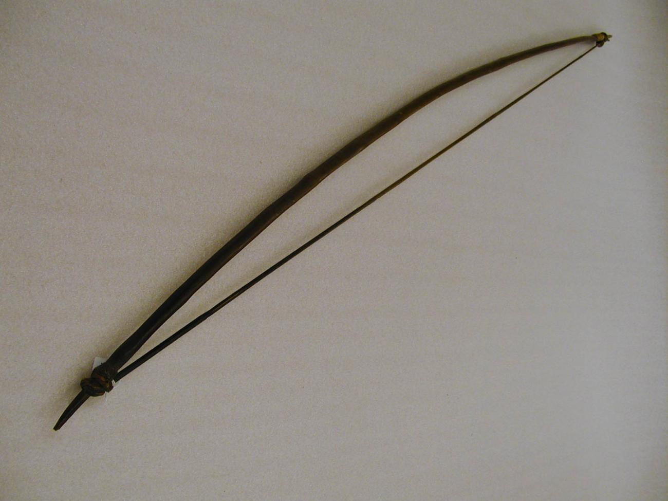 EA/155/1 - 
bow
