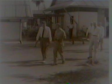 FI/1200/13 -
Rockefeller in Nieuw-Guinea