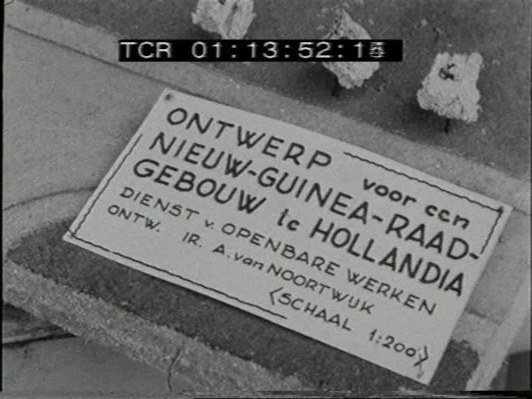 FI/1200/88 -
Reportage Anthony van Kampen 1: Installatie van de Nieuw-Guinea Raad