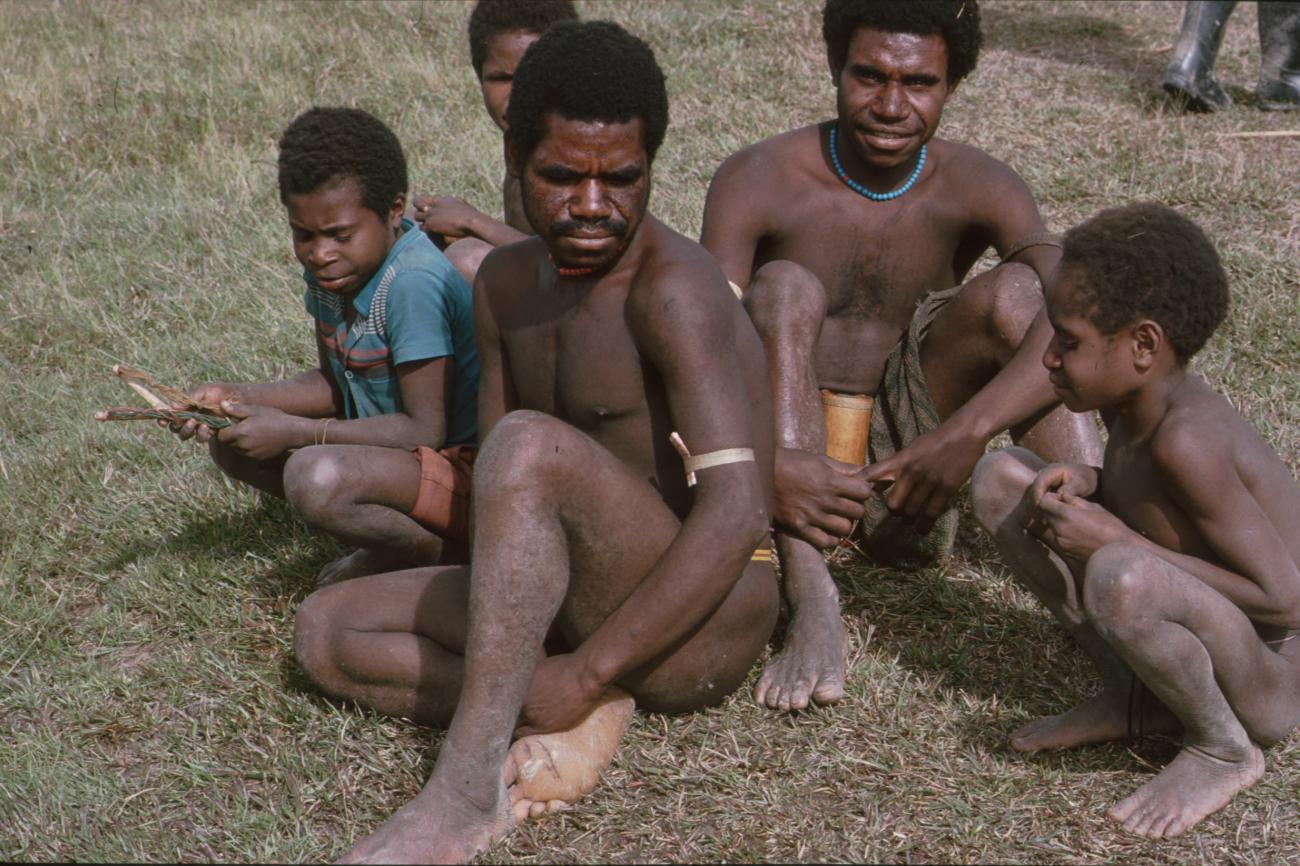 BD/166/345 -
Some Papua people on the ground