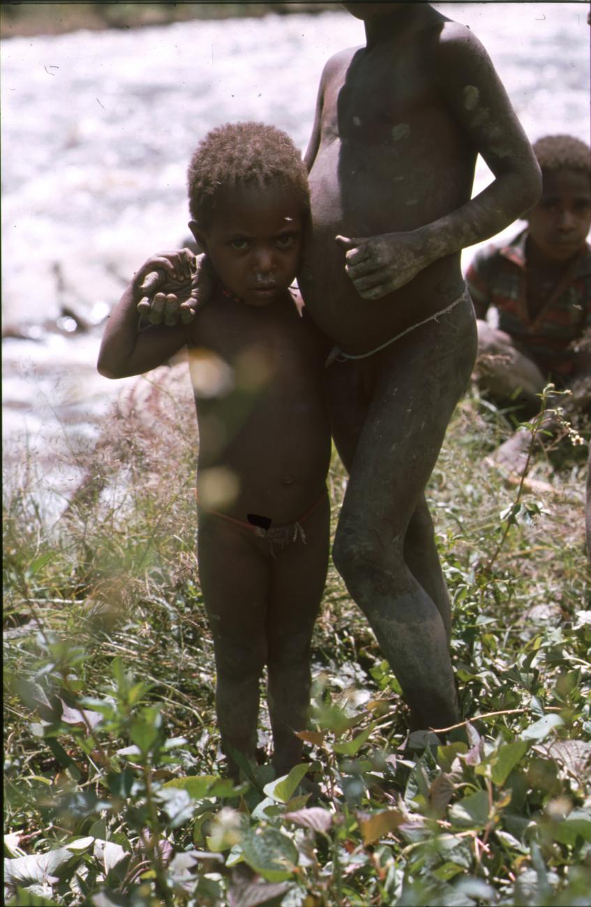 BD/166/367 -
Papua children