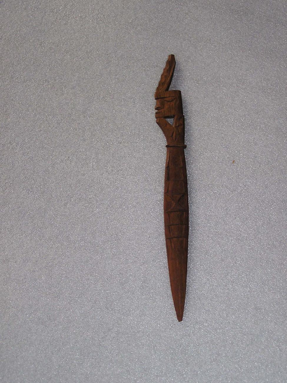 EA/174/21 - 
briefopener  

