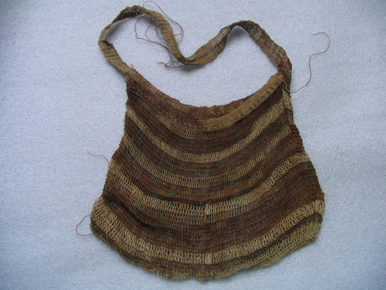 EA/131/40 - 
tas
