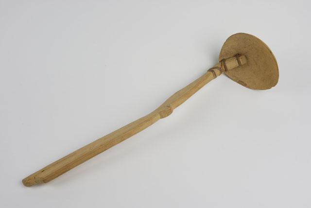 EA/256/1 - 
ladle
