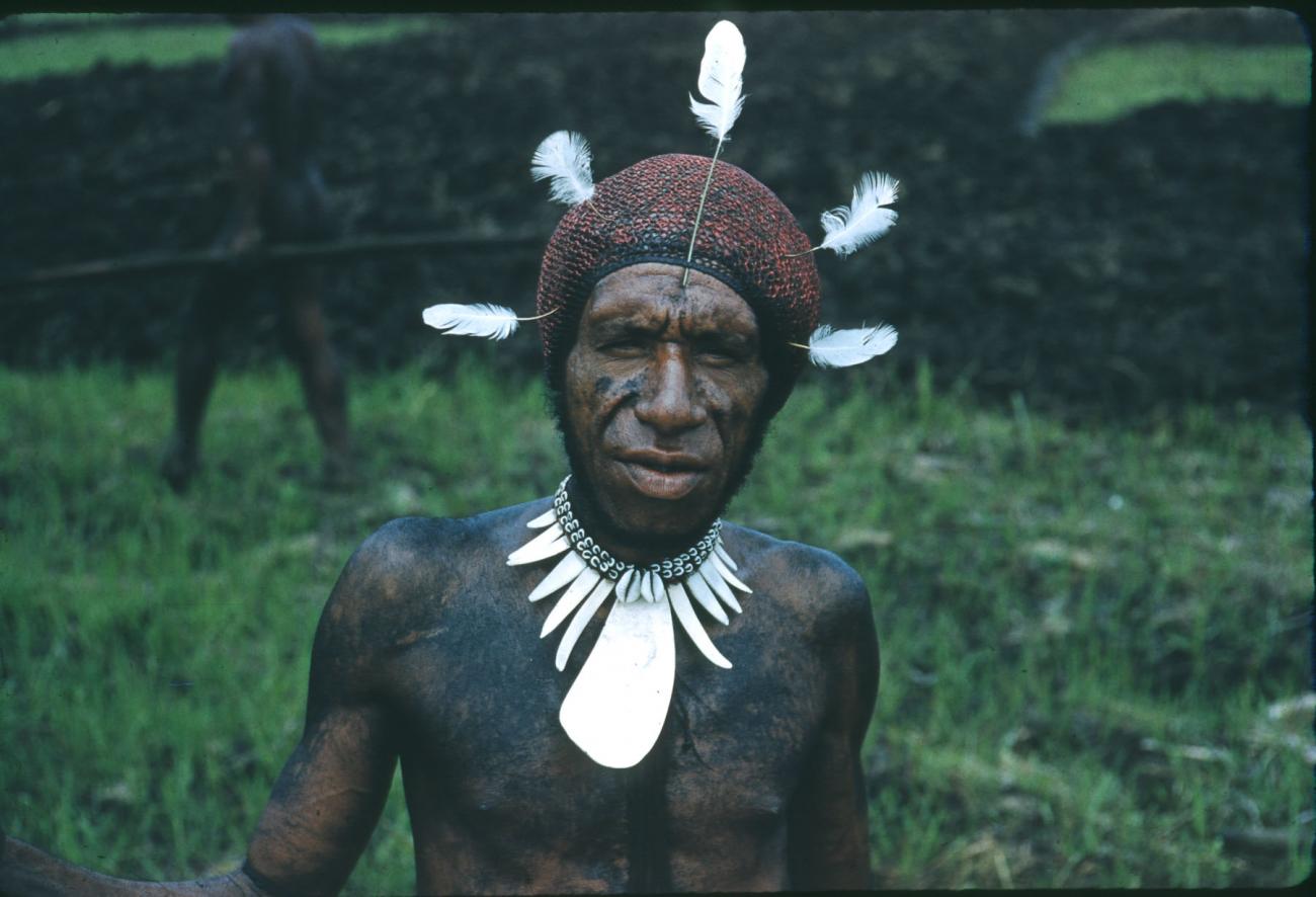 BD/209/1149 - 
Papua man
