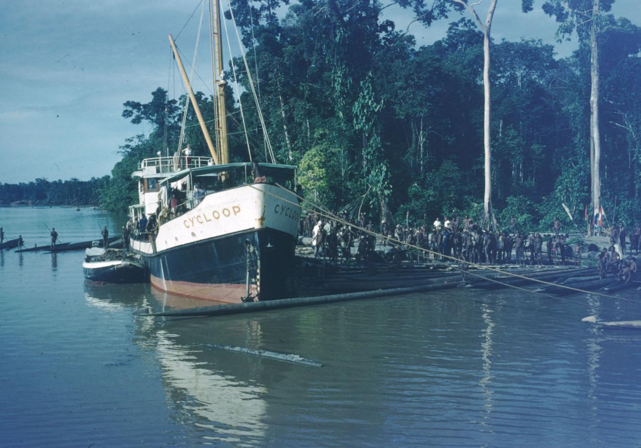 BD/209/2055 -
Vervoer van boomstammen