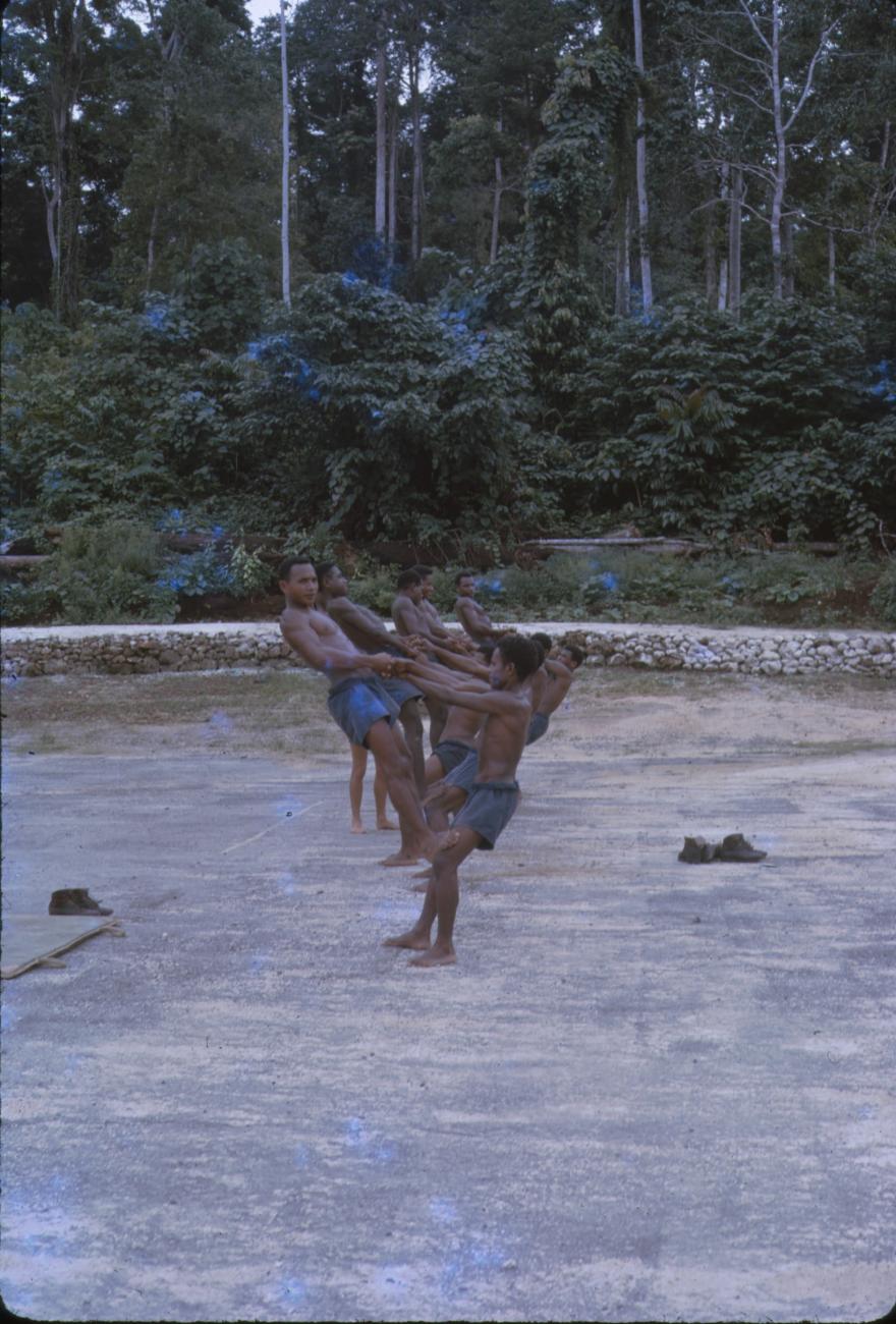 BD/209/9140 - 
Opleidingskamp Papoea Vrijwilligers Korps te Manokwari
