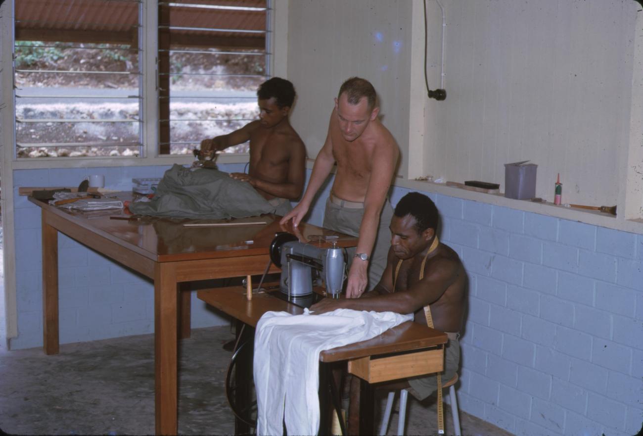 BD/209/9184 -
Opleidingskamp Papoea Vrijwilligers Korps te Manokwari