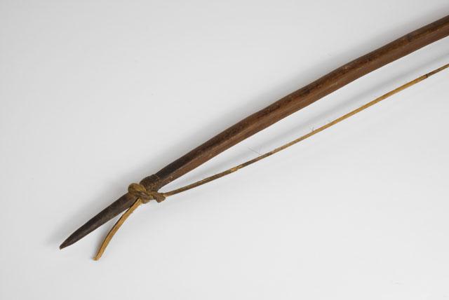 EA/269/4 -
bow