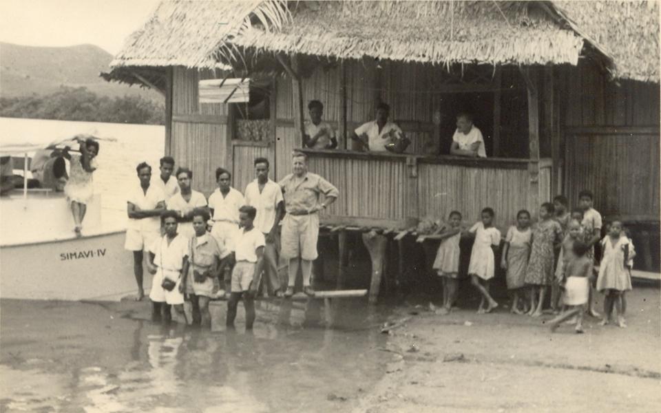BD/308/44 - 
Sentani
