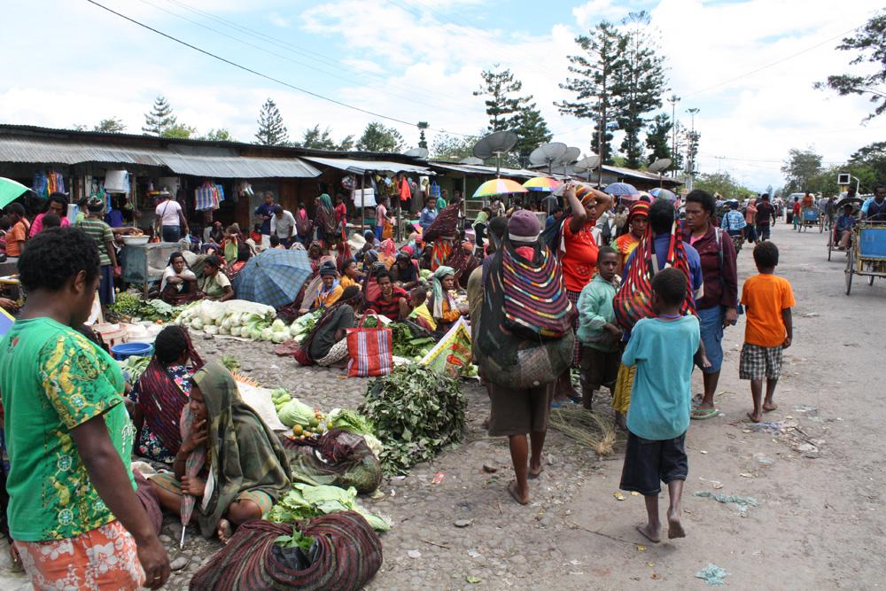 BD/153/58 - 
markt in Wamena
