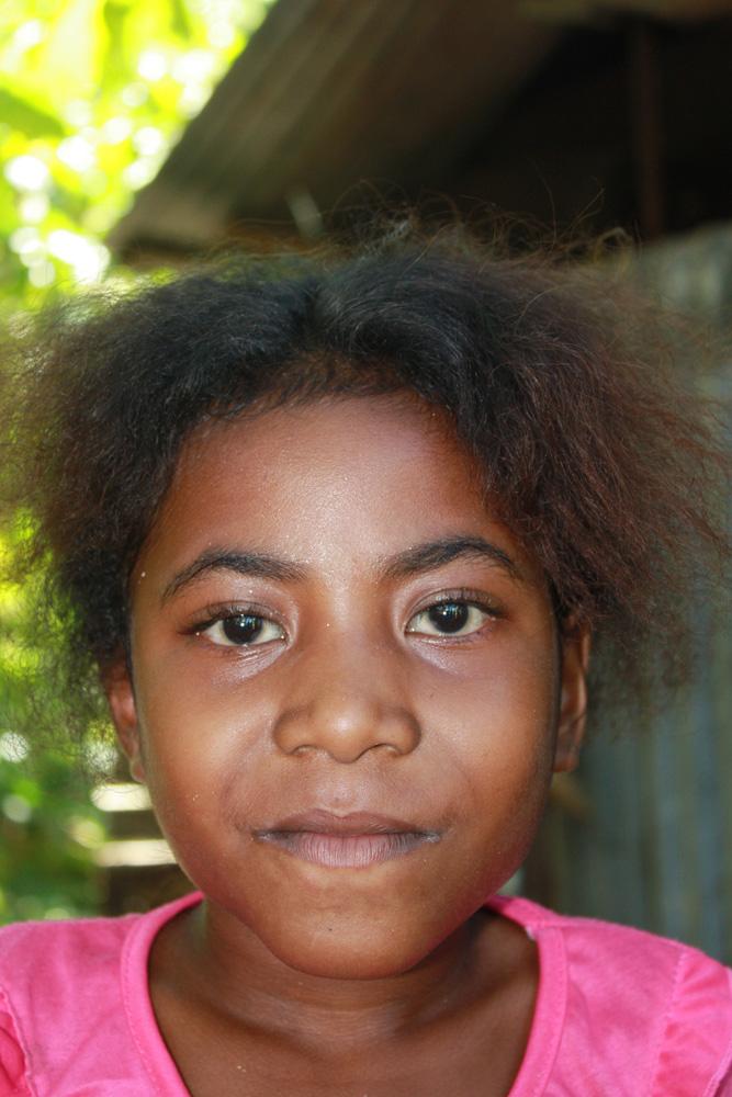 BD/153/93 - 
kind uit Aryom - Biak
