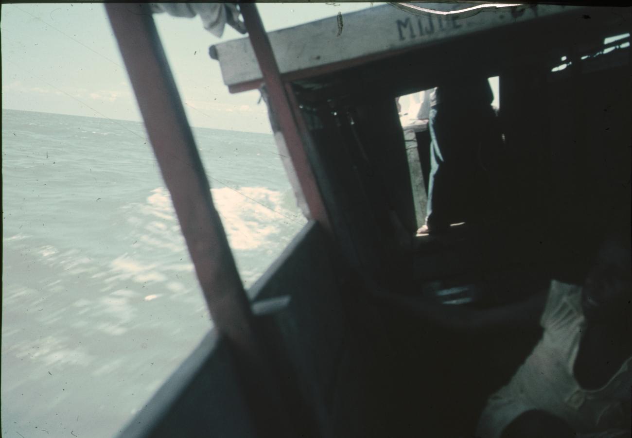 BD/144/639 - 
Dieptepeilingen Jap. Foto vanaf schip
