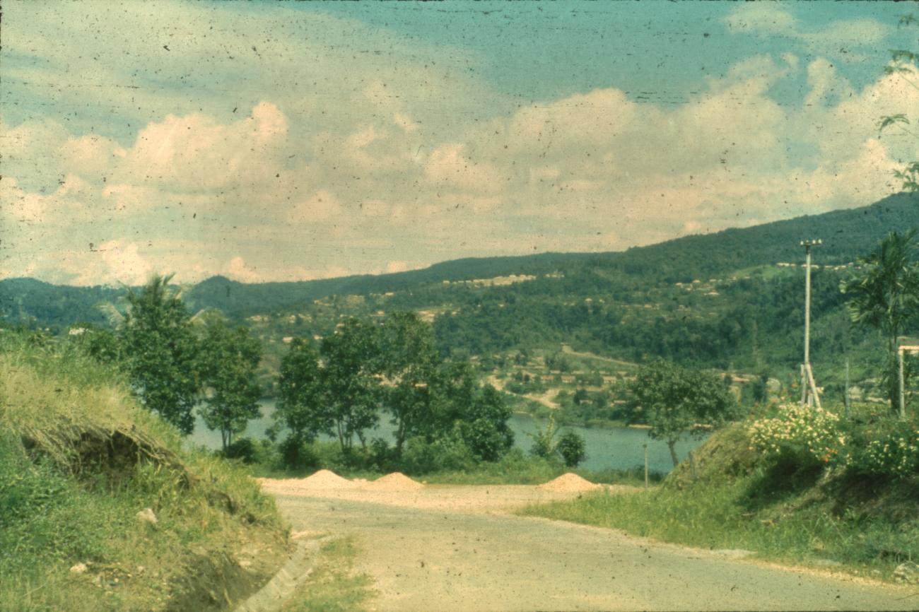 BD/67/161 - 
Landscape picture at Jayapura
