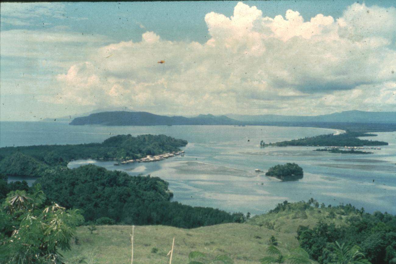 BD/67/166 - 
Small islands off the coast
