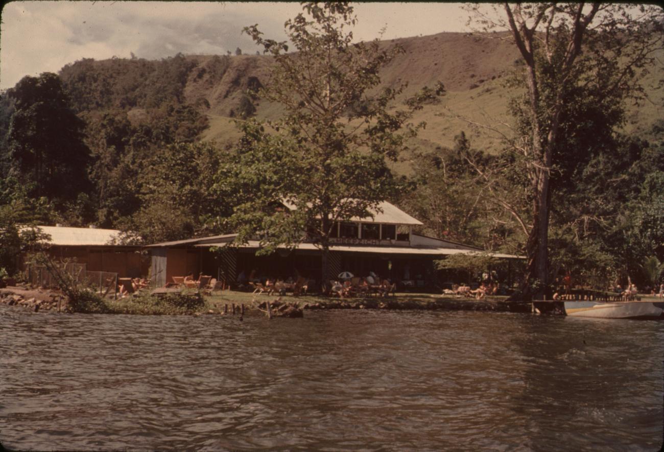 BD/67/189 - 
Building at the water
