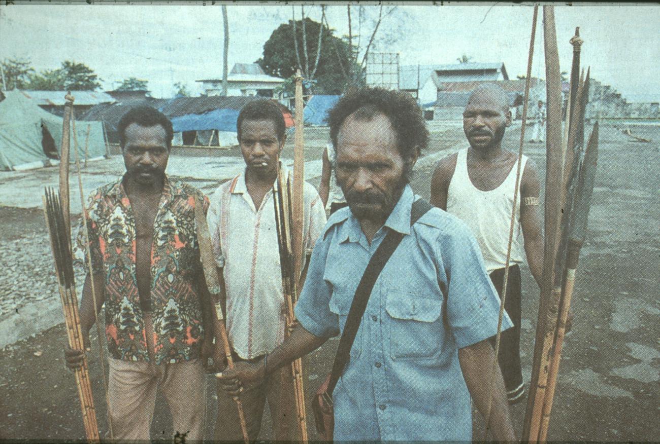 BD/67/214 - 
Four men with spears
