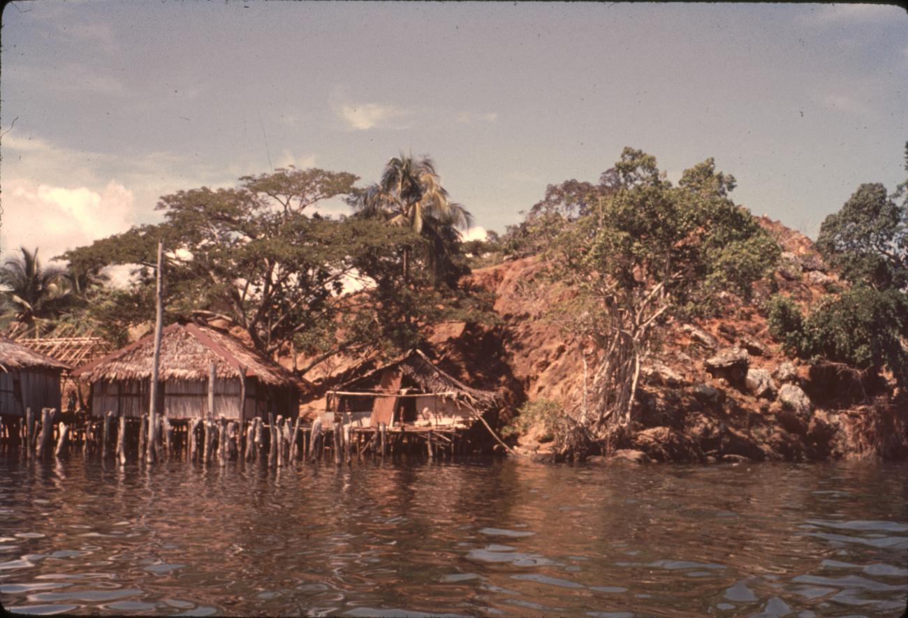 BD/67/223 - 
Village on the water
