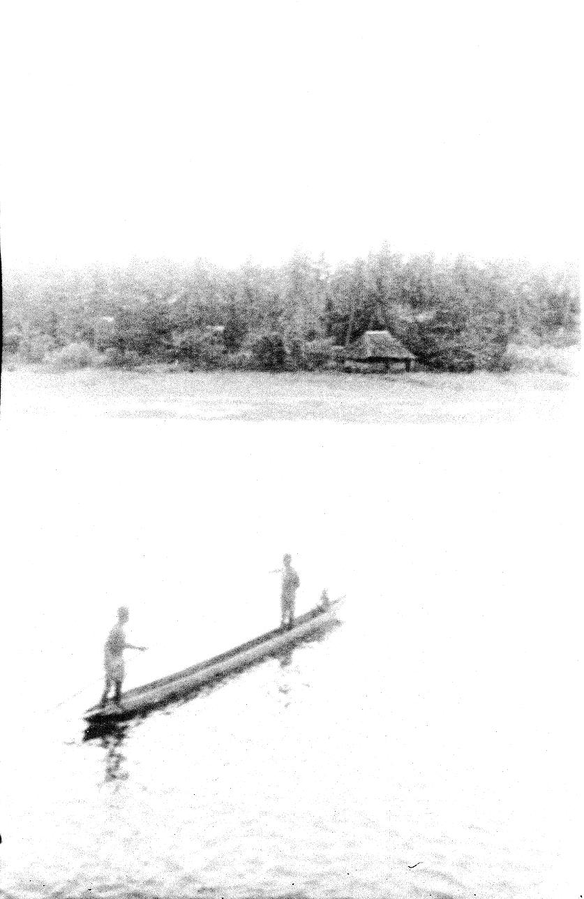 BD/67/238 - 
Een prauw over het water
