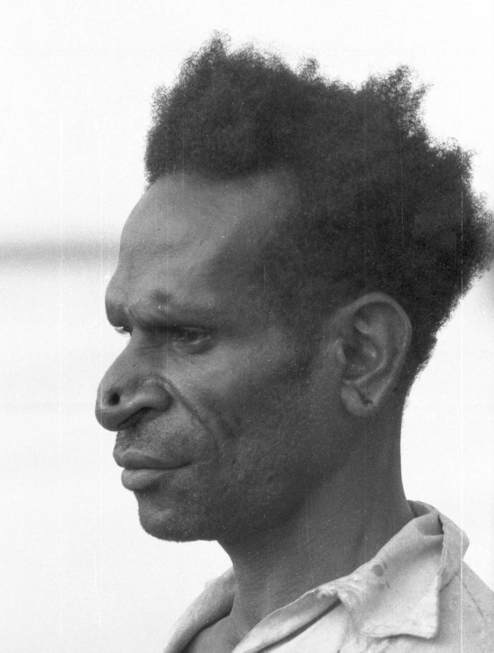 BD/133/463 - 
Profiel van een man
