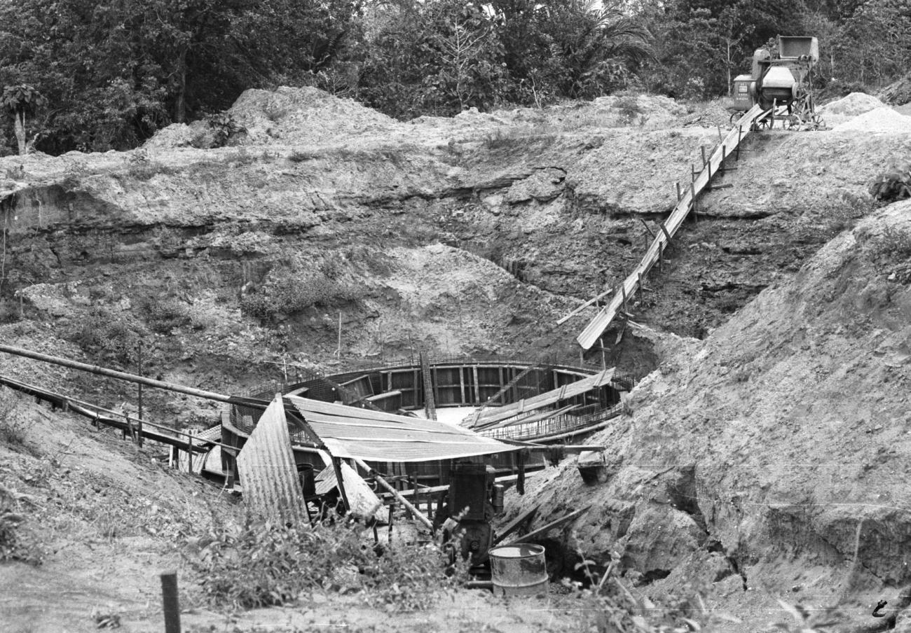BD/133/998 - 
Constructie van (mogelijk) waterzuiveringsinstallatie
