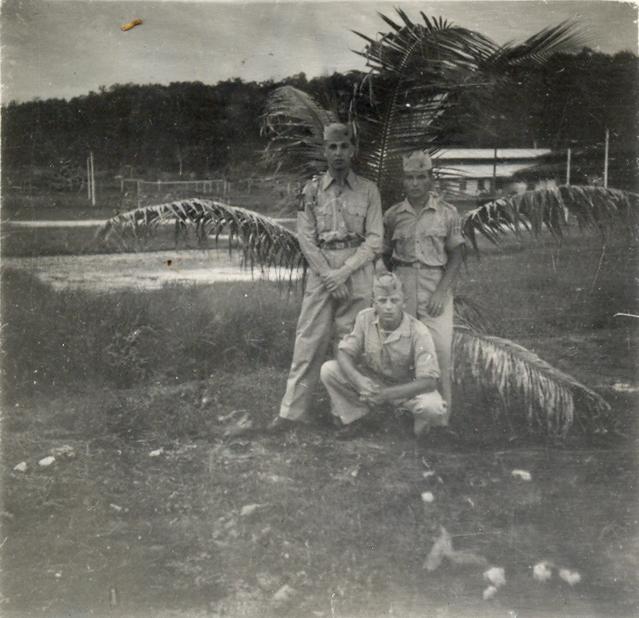 BD/318/30 -
Groepsfoto van mariniers