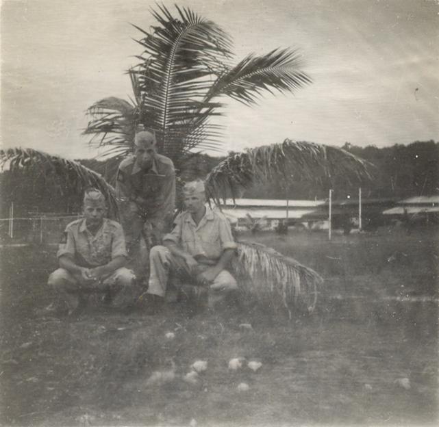 BD/318/35 -
Groepsfoto van mariniers