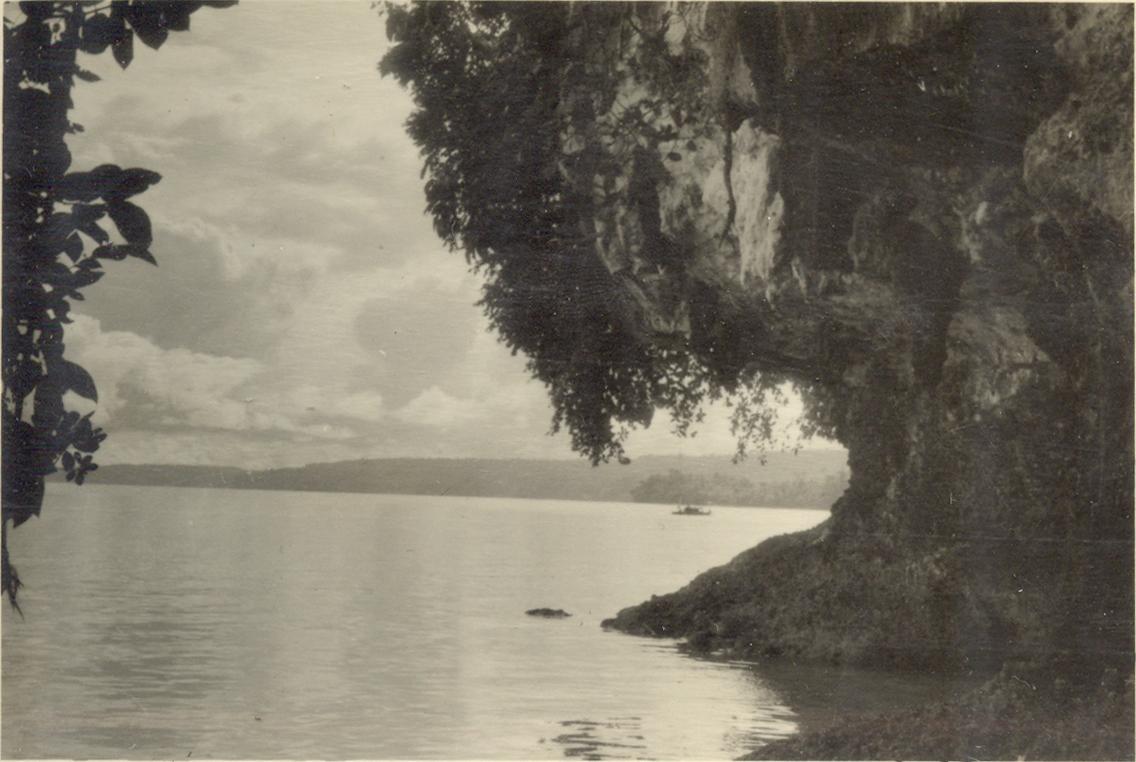 BD/318/9 -
Baai op Biak