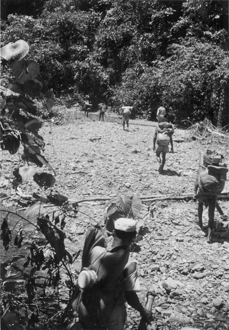 BD/328/14 -
Tournee in het District Moraid, Onderafdeling Sorong