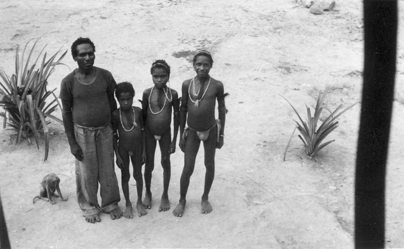 BD/328/32 -
Tournee in het District Moraid, Onderafdeling Sorong