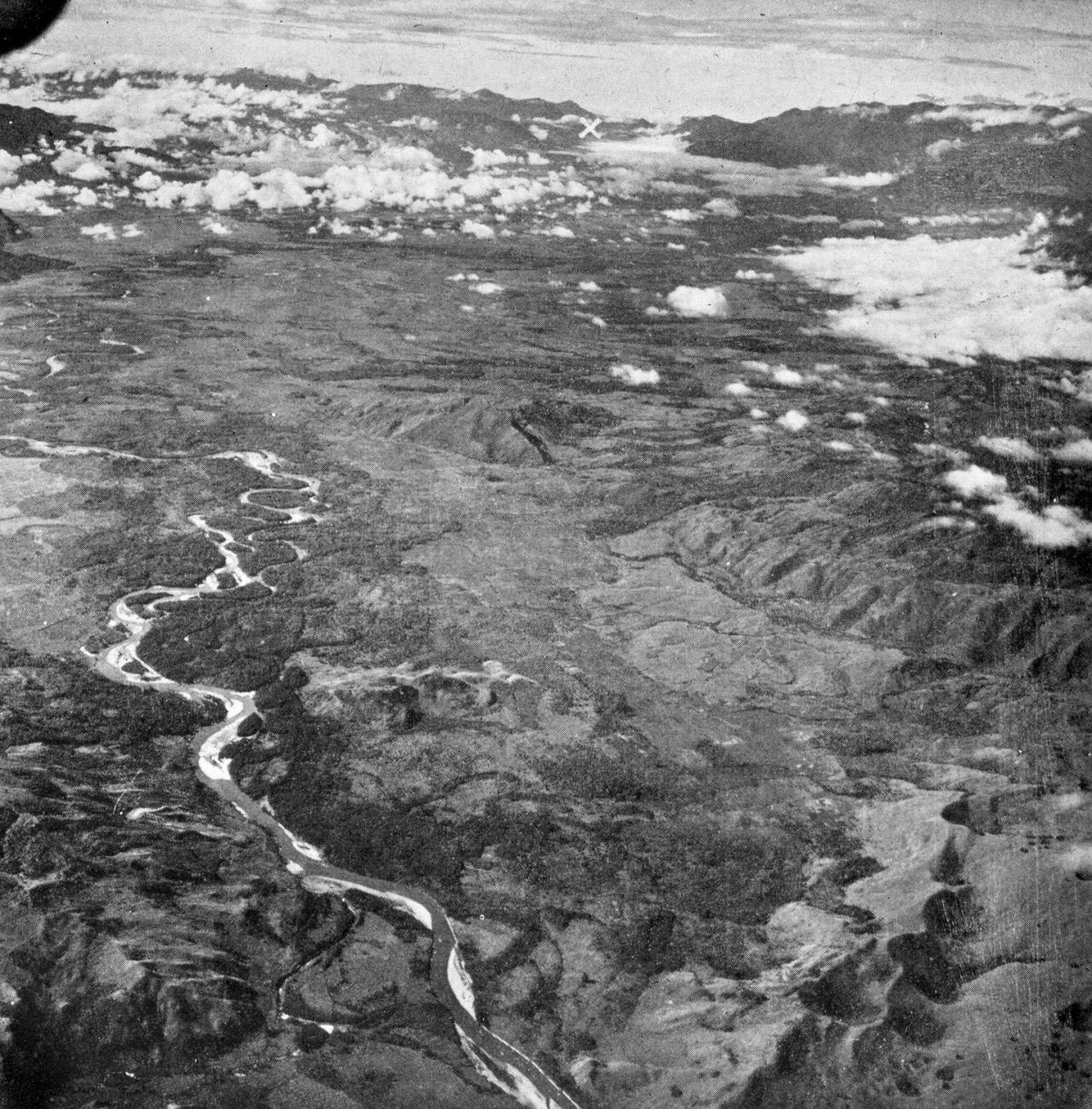 BD/66/265 - 
Rivier  in Baliemvallei

