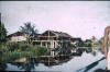 BD/309/208 Paalwoningen op de rivieroever