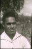 BD/309/319 Portret van werknemer van de cacaoplantage