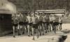 BD/318/116 Hardlopende mariniers op de kazerne van Biak